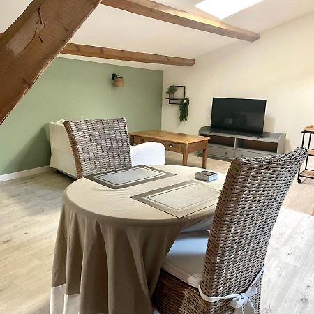 Les Vieux Platanes Apartment La Crau Ngoại thất bức ảnh