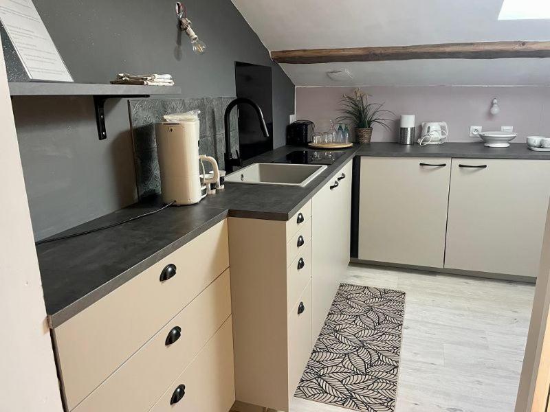 Les Vieux Platanes Apartment La Crau Ngoại thất bức ảnh